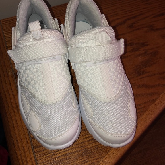 Air Jordan Trunner Lx - Picture 2 of 2